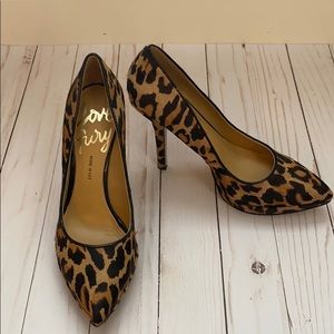 New Nine West Leopard Calfskin Pumps